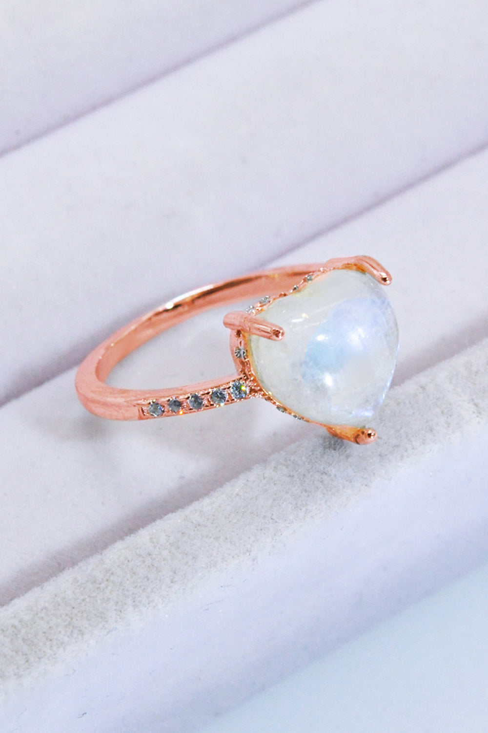 Heart-Shaped Natural Moonstone Ring - AllIn Computer