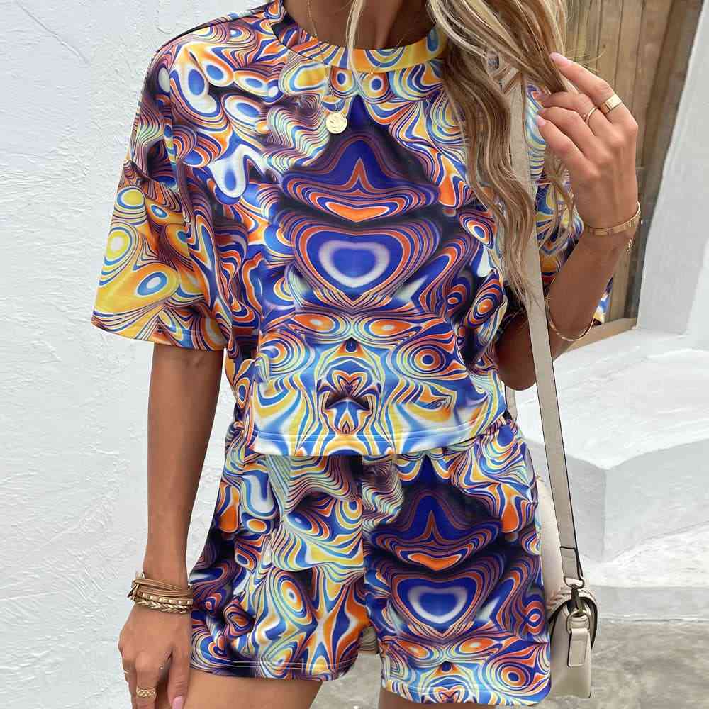 Printed Round Neck Dropped Shoulder Half Sleeve Top and Shorts Set - AllIn Computer