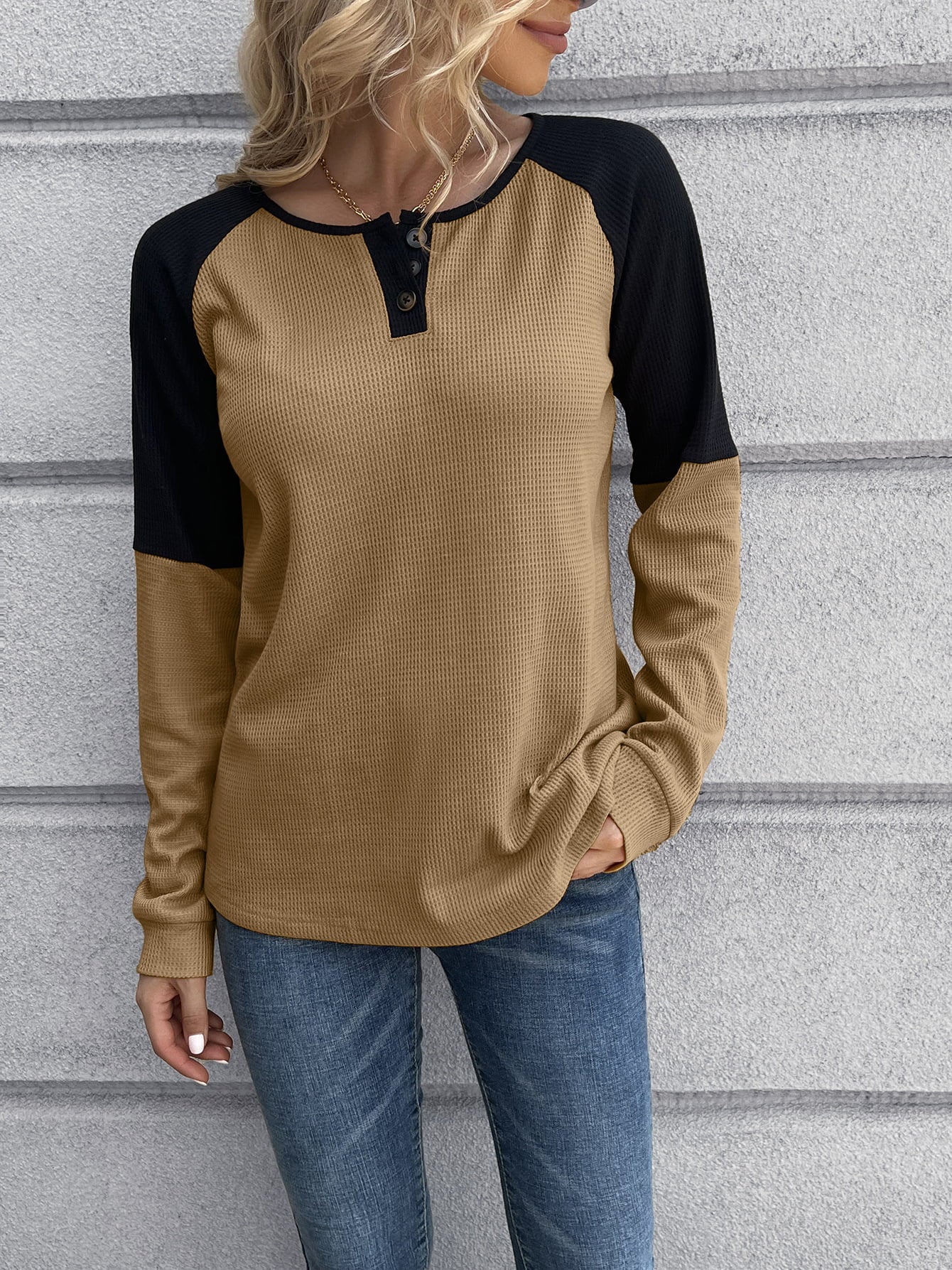 Contrast Buttoned Round Neck Raglan Sleeve Top - AllIn Computer