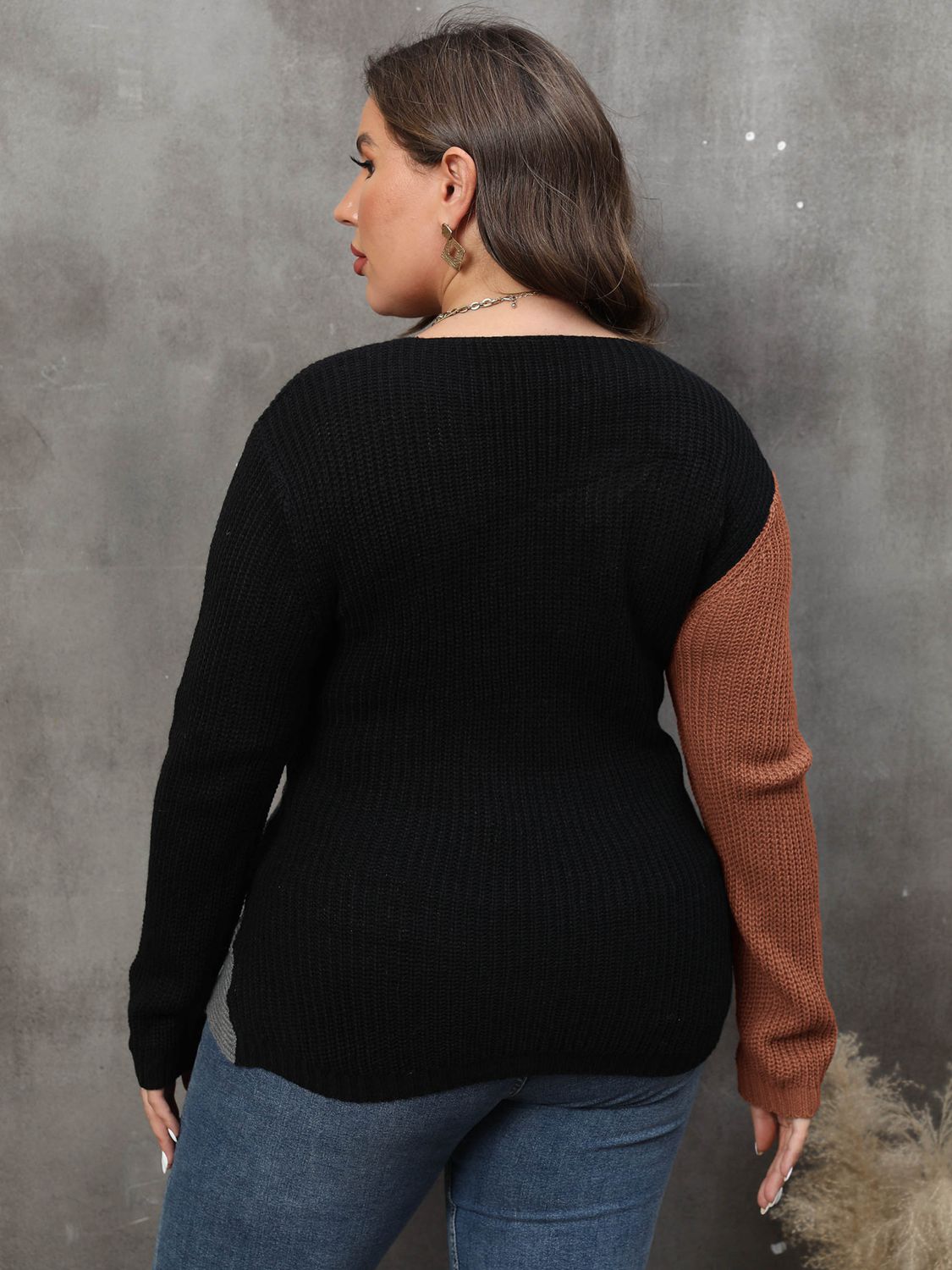 Plus Size Two-Tone Surplice Neck Sweater - AllIn Computer
