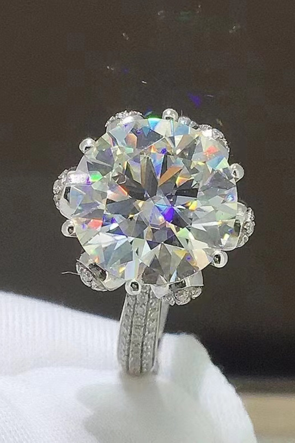 5 Carat  Moissanite Side Stone Ring - AllIn Computer