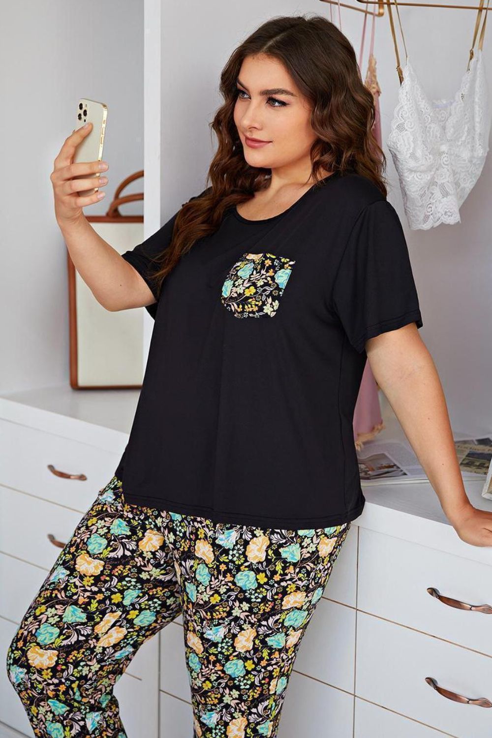 Plus Size Contrast Round Neck Tee and Floral Pants Lounge Set - AllIn Computer