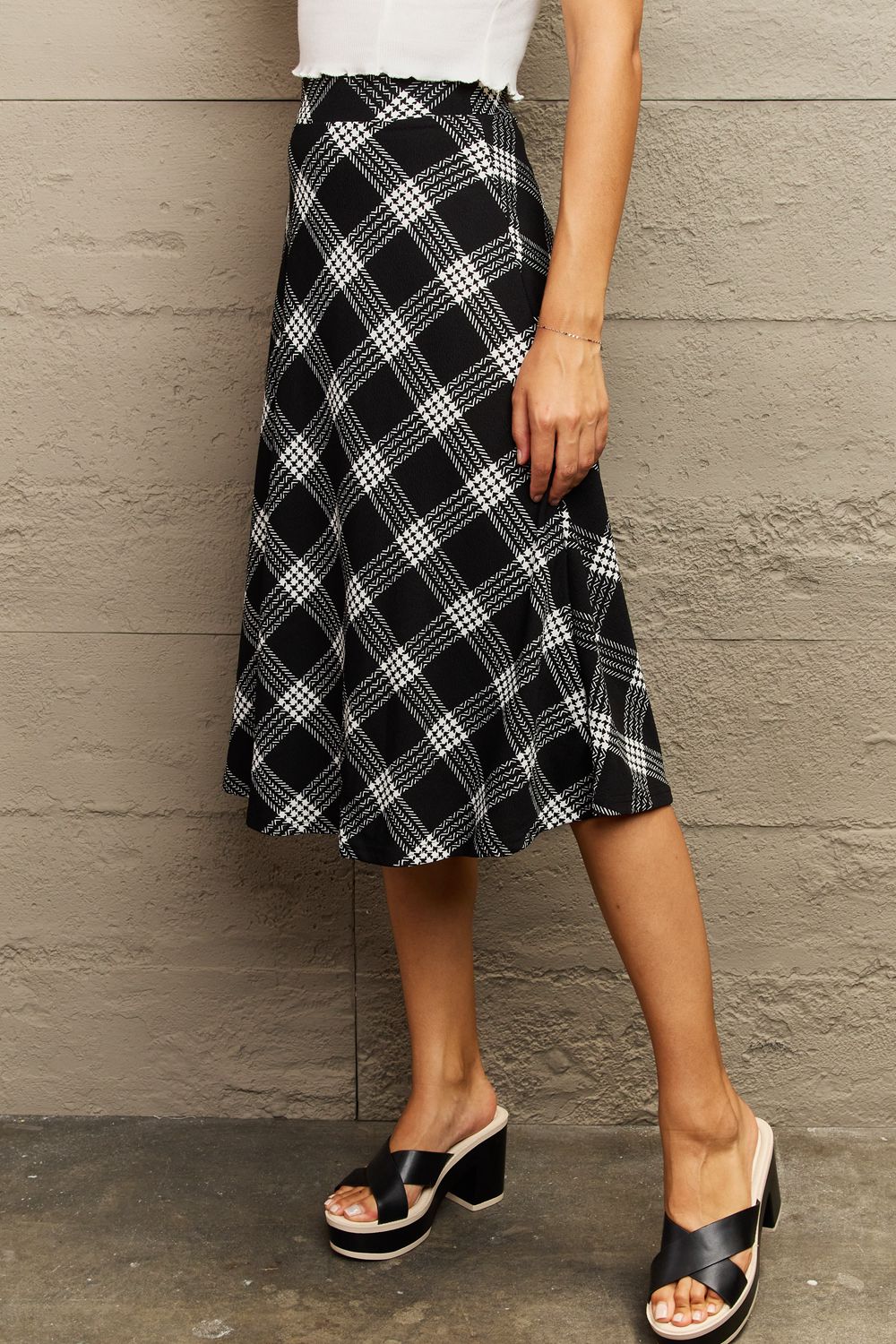 Ninexis Wide Waistband Knee Length Skirt - AllIn Computer