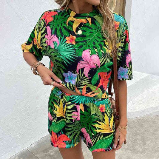 Floral Print Round Neck Dropped Shoulder Half Sleeve Top and Shorts Set - AllIn Computer