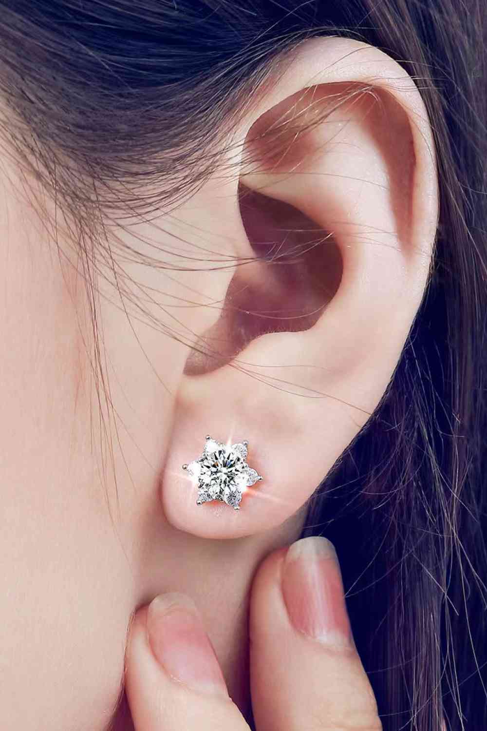 2 Carat Moissanite Floral Stud Earrings - AllIn Computer