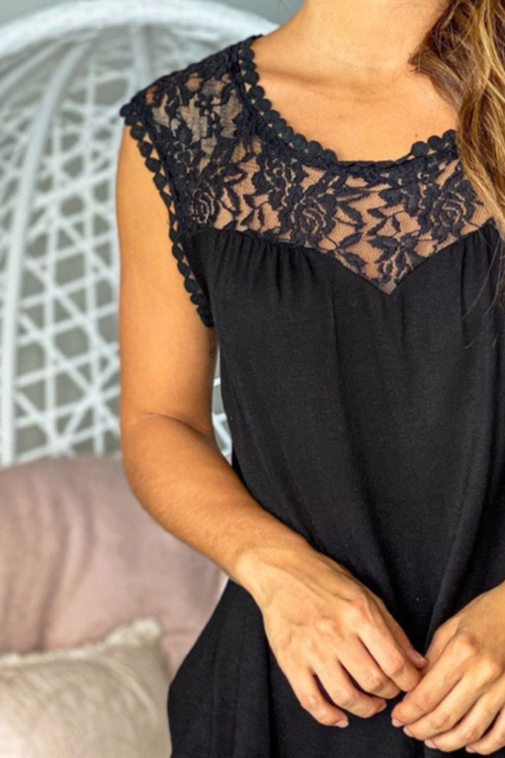 Full Size Lace Round Neck Tank - AllIn Computer