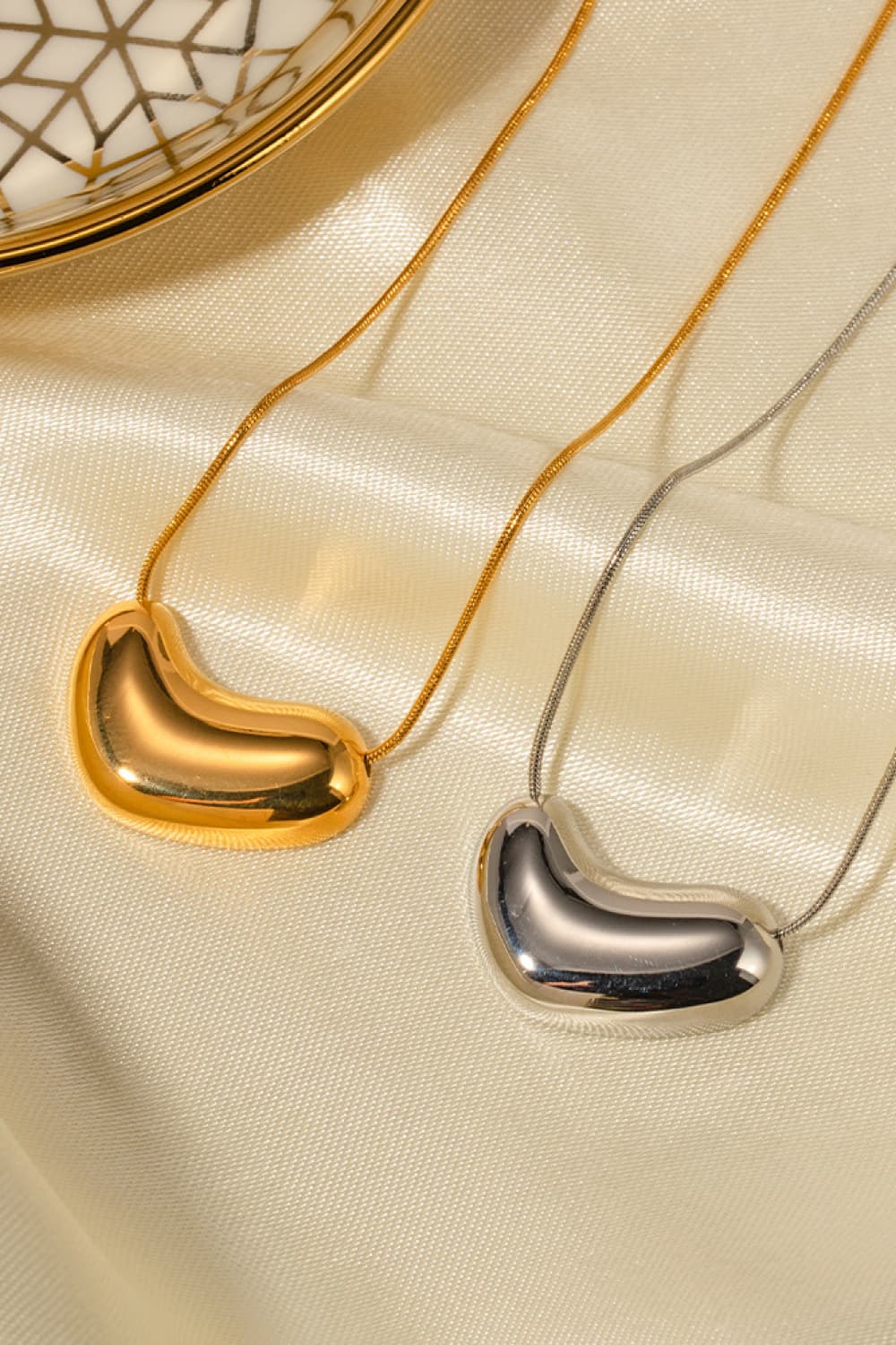 Heart Shape Pendant Necklace - AllIn Computer