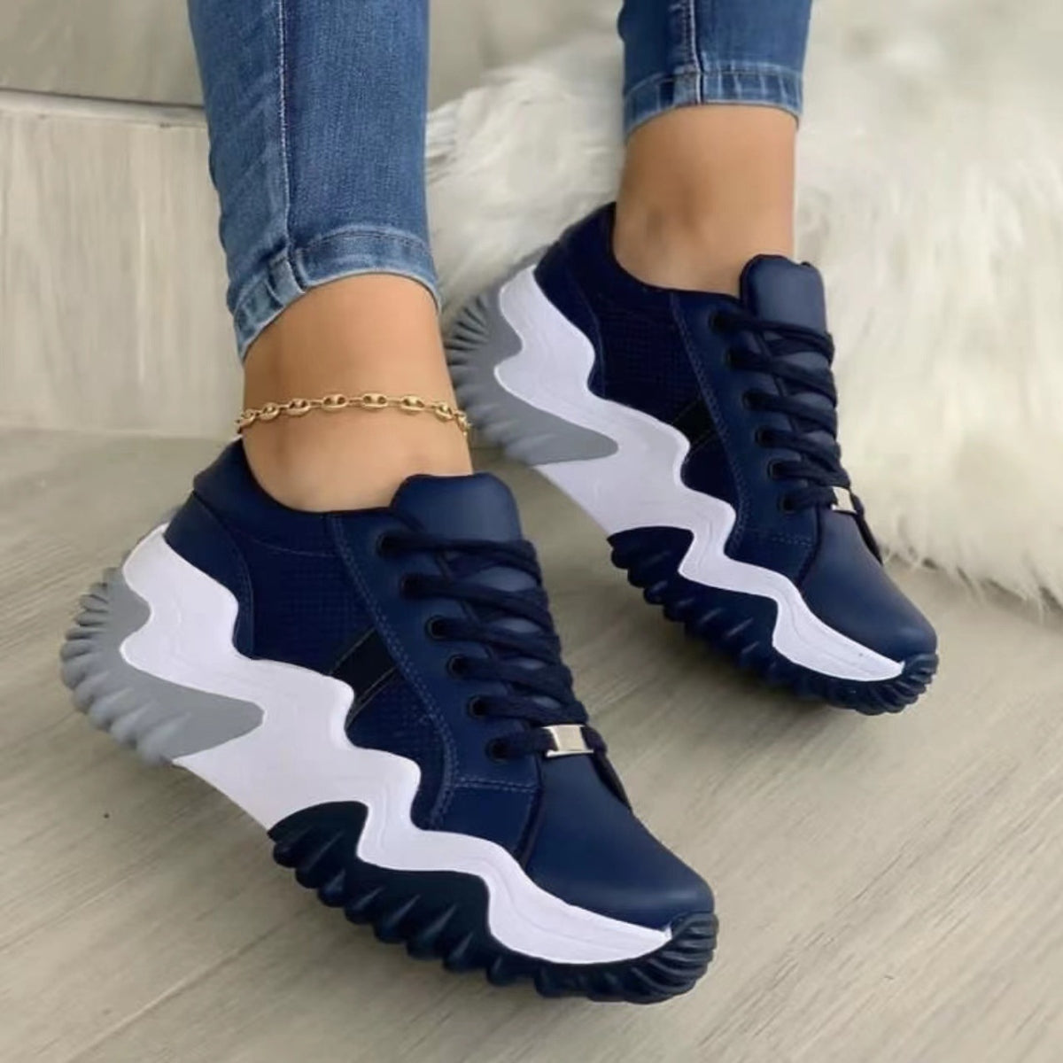 Lace-Up PU Leather Platform Sneakers - AllIn Computer