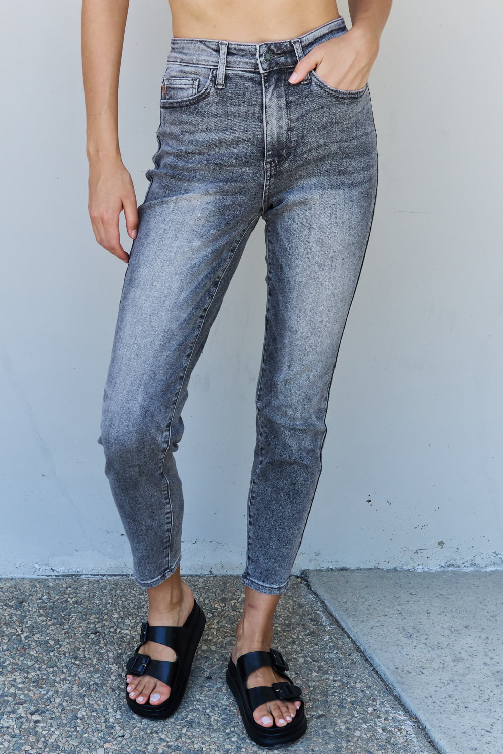 Judy Blue Racquel Full Size High Waisted Stone Wash Slim Fit Jeans - AllIn Computer