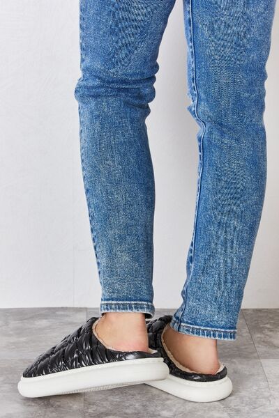 Melody Puffer Plush Slippers - AllIn Computer