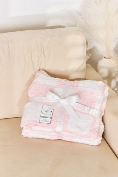 Cuddley Checkered Decorative Throw Blanket - AllIn Computer