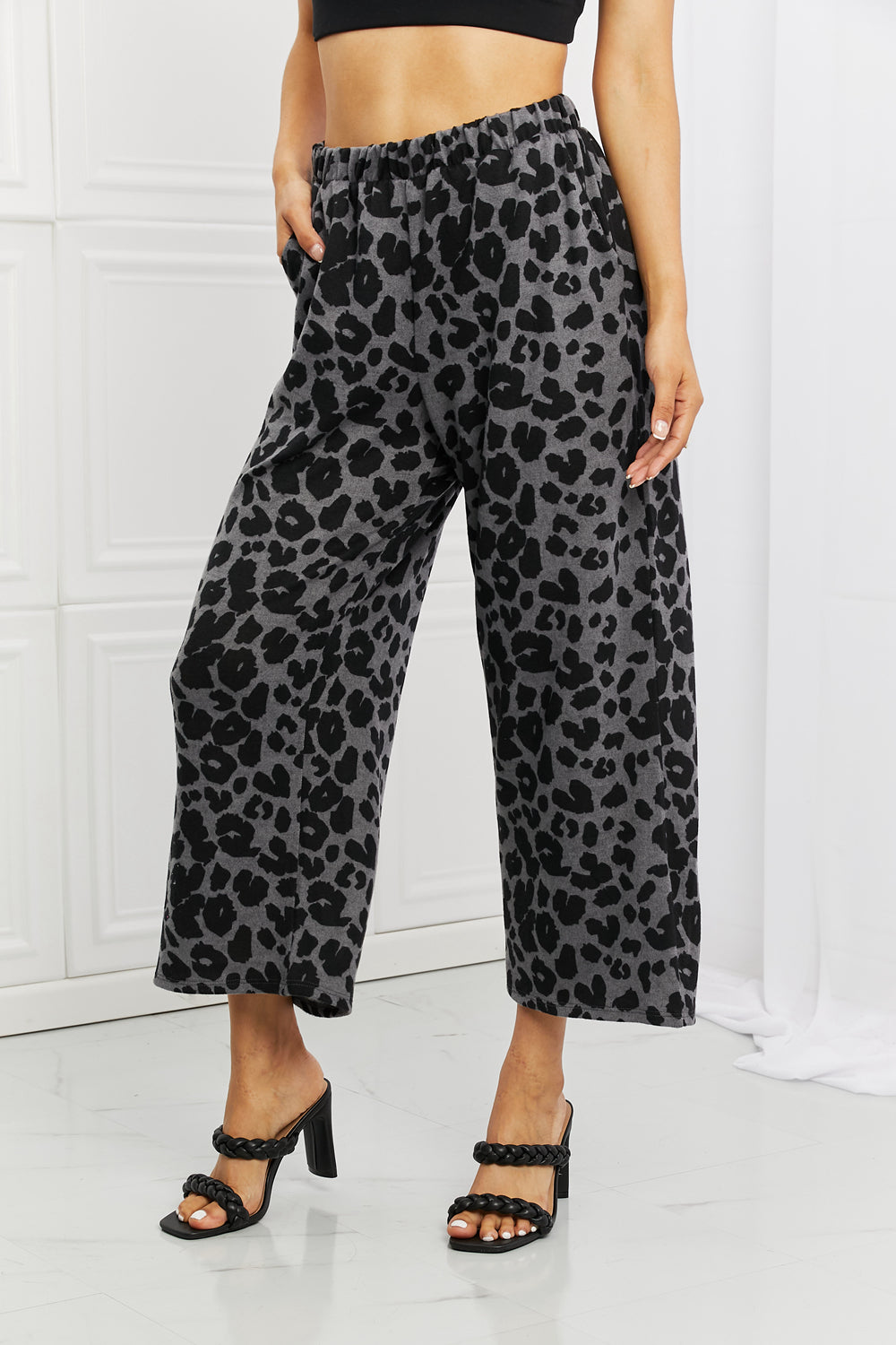 BOMBOM Stay Cozy Pattern Wide Leg Pants - AllIn Computer