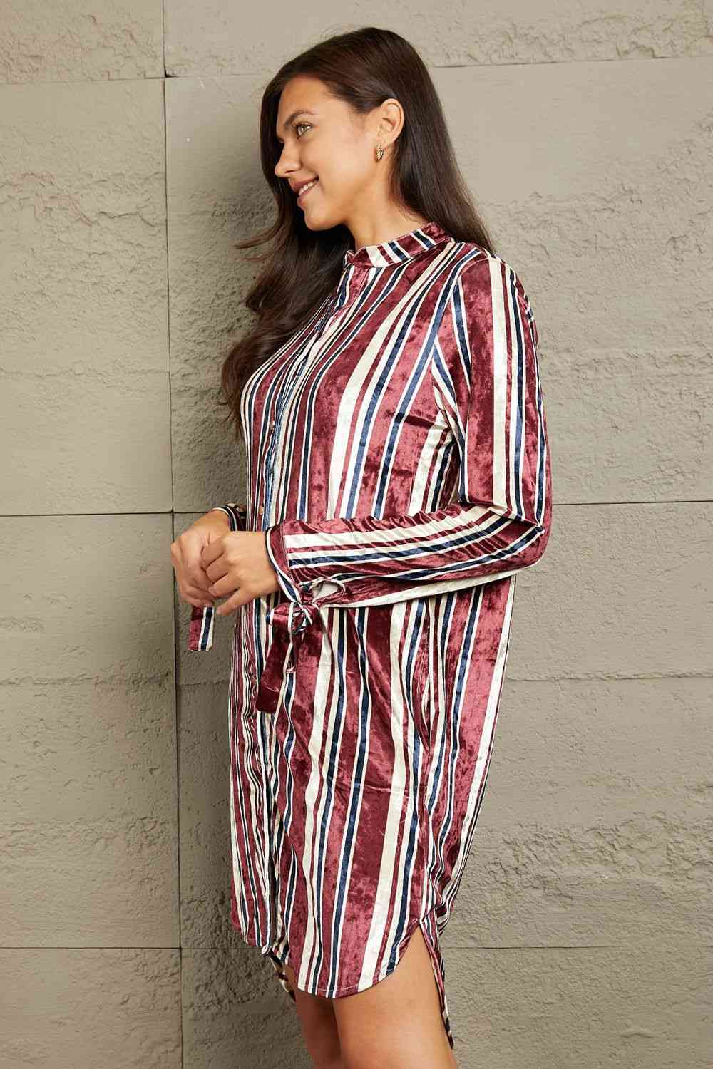 e.Luna Stripe Velvet Dress with Pockets - AllIn Computer