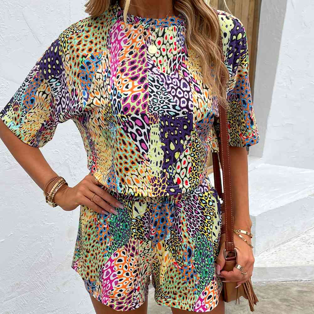Printed Round Neck Dropped Shoulder Half Sleeve Top and Shorts Set - AllIn Computer