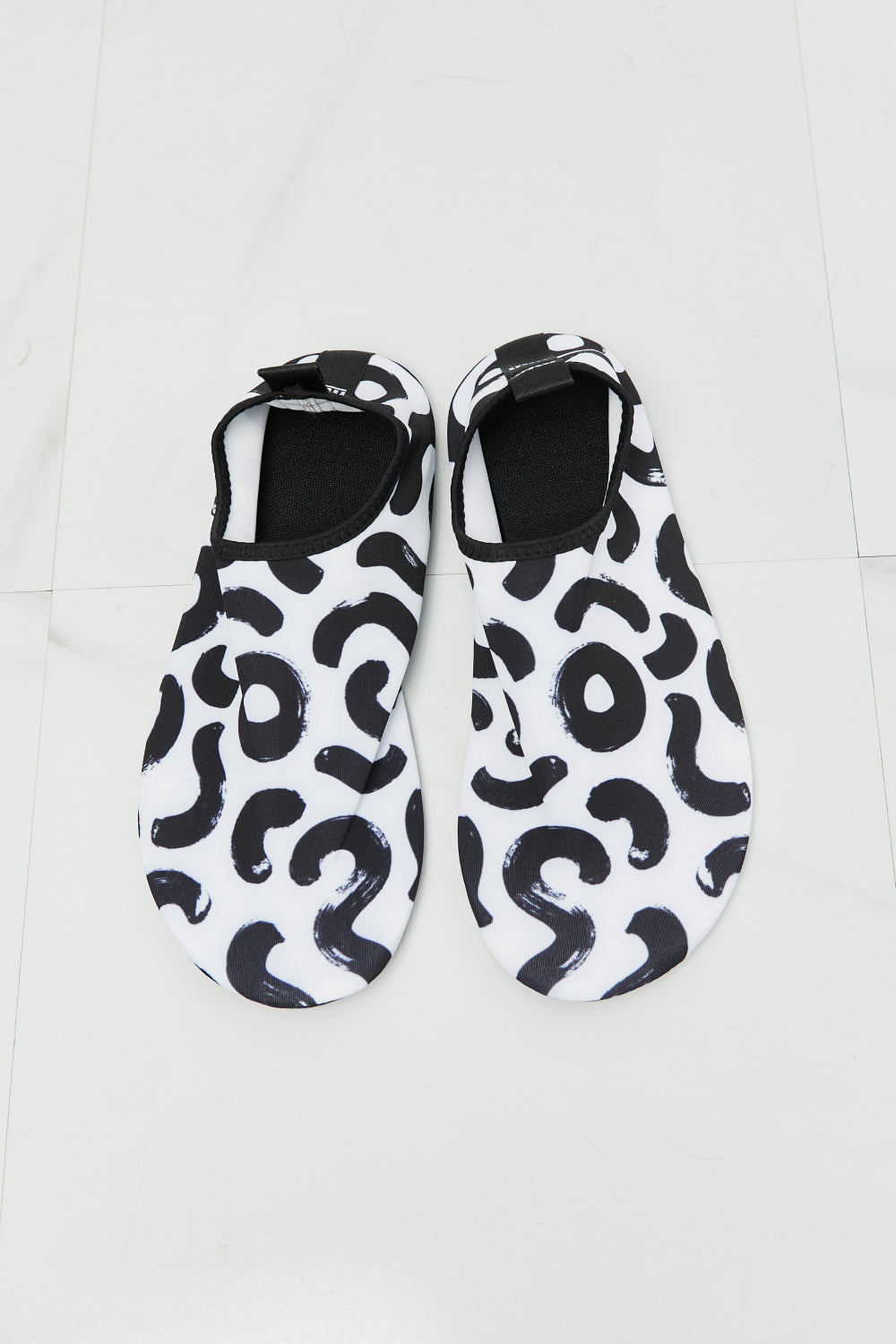 MMshoes On The Shore Water Shoes in White - AllIn Computer