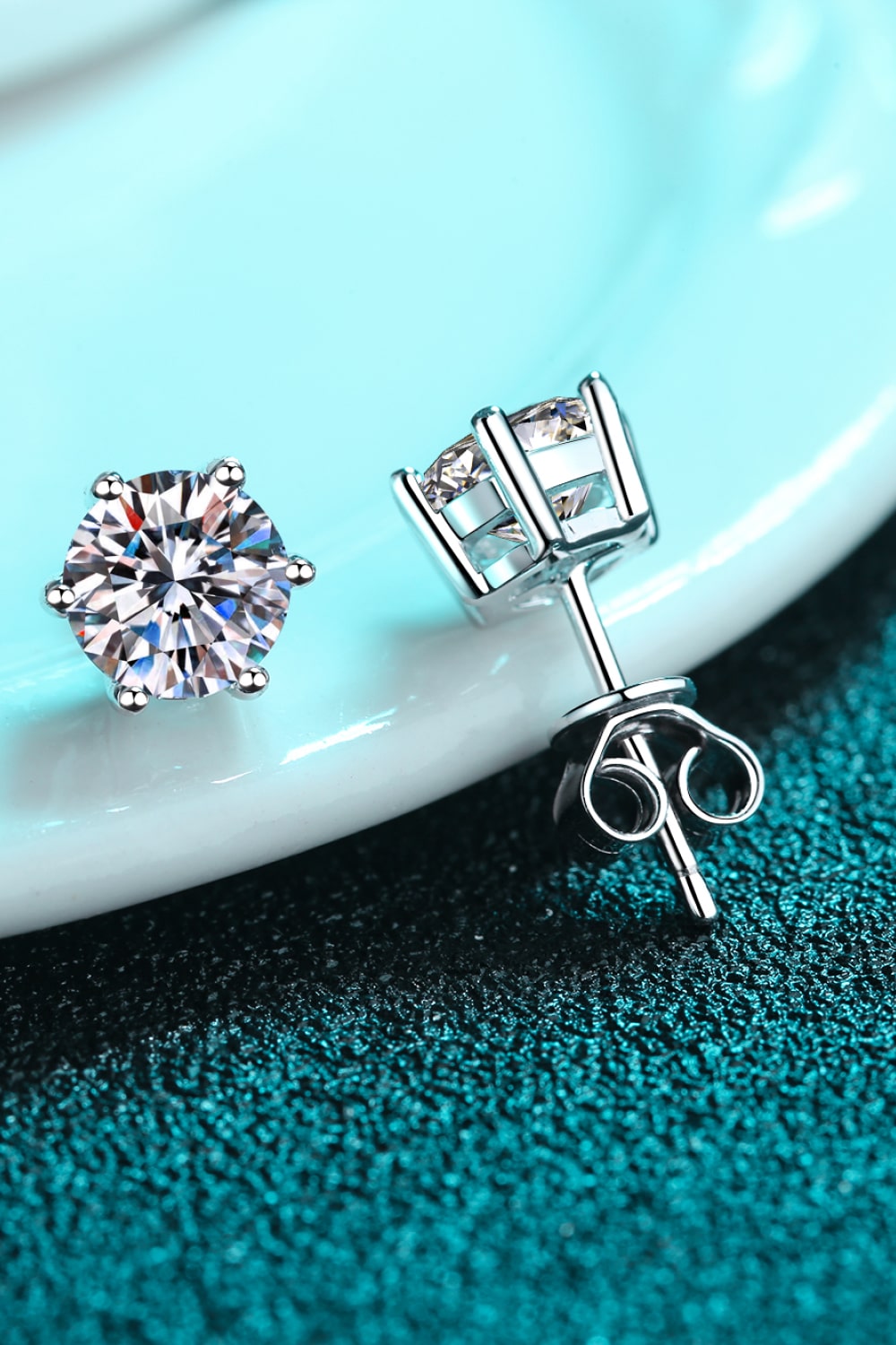 Endless Cheer Moissanite Stud Earrings - AllIn Computer
