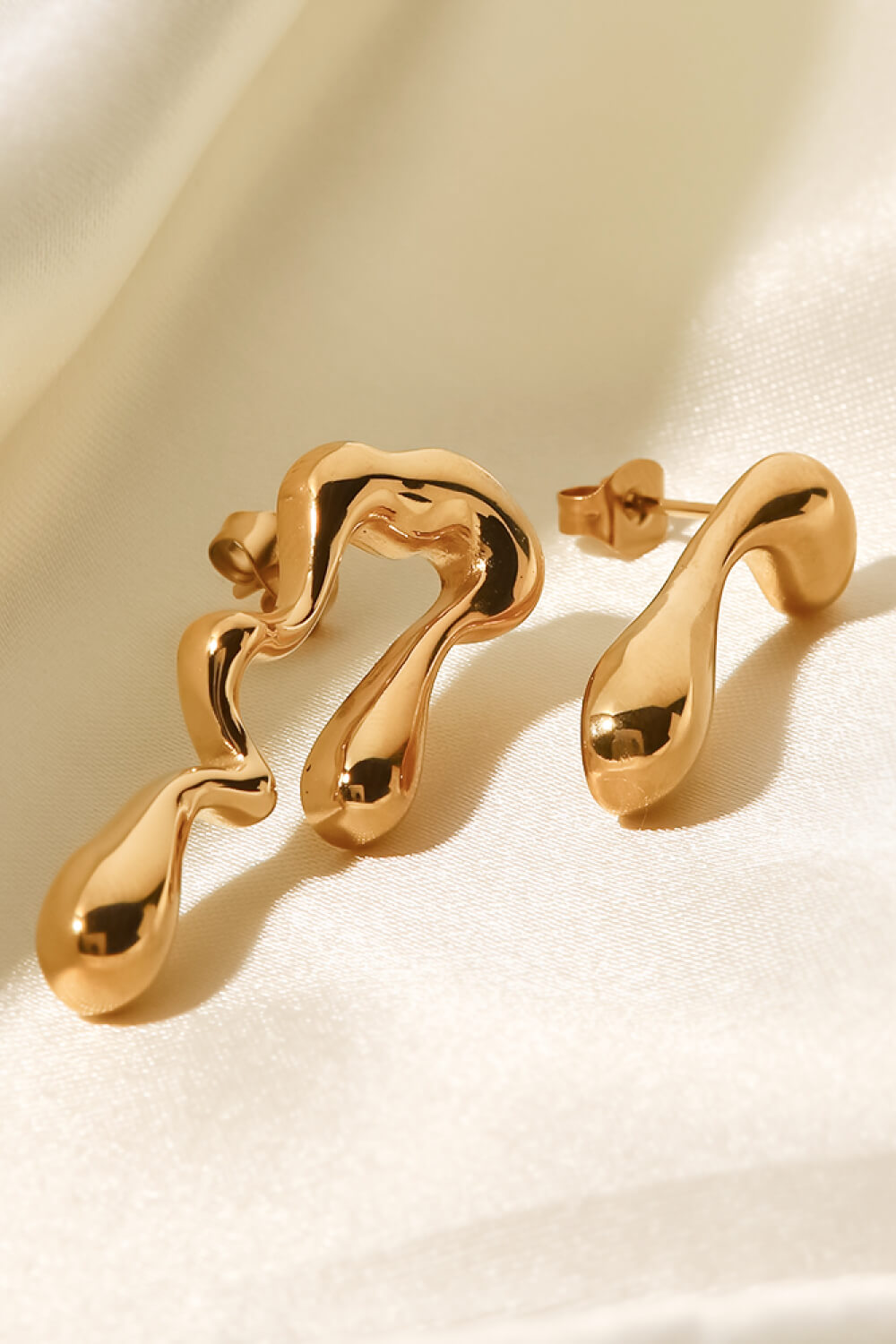 18K Gold Plated Geometric Mismatched Earrings - AllIn Computer