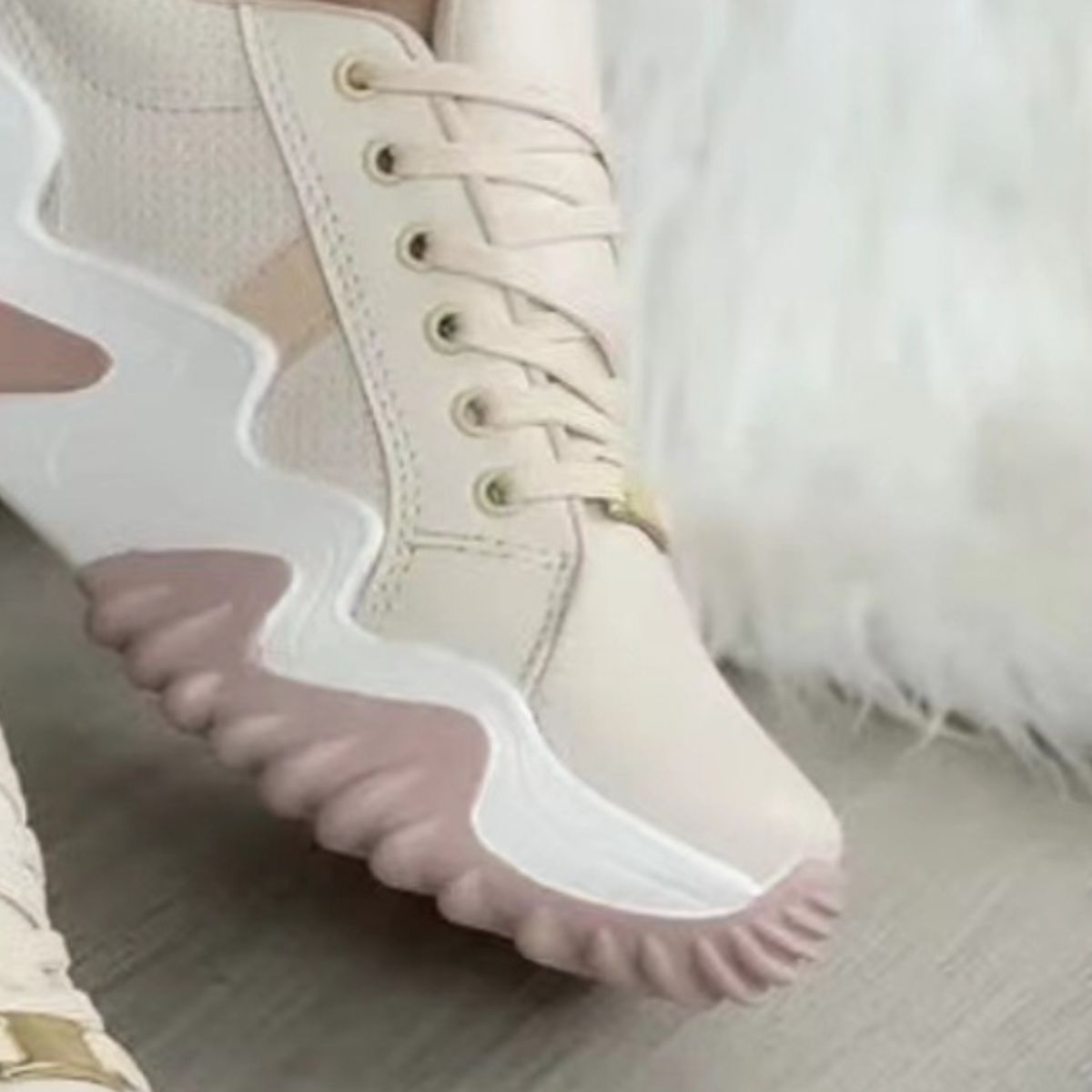 Lace-Up PU Leather Platform Sneakers - AllIn Computer