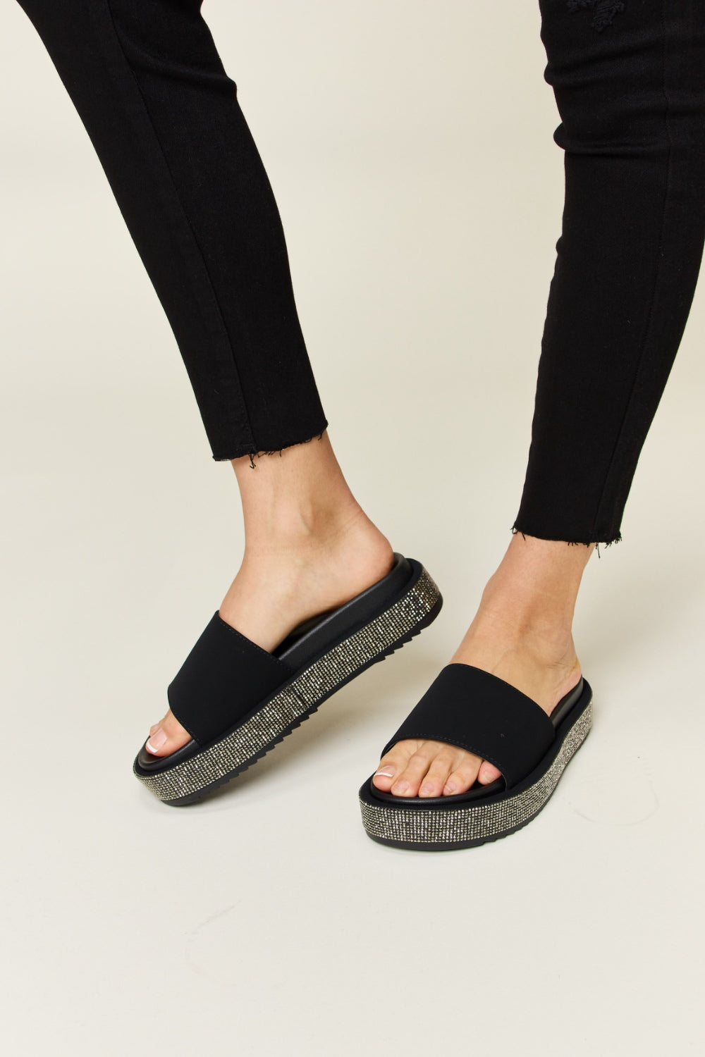Forever Link Open Toe Rhinestone Platform Sandals - AllIn Computer