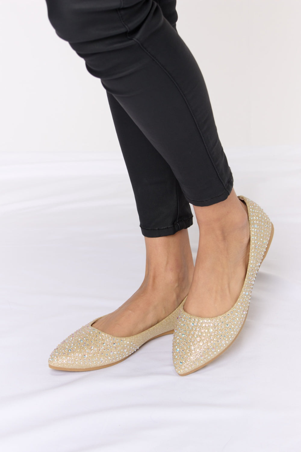 Forever Link Rhinestone Point Toe Flat Slip-Ons - AllIn Computer