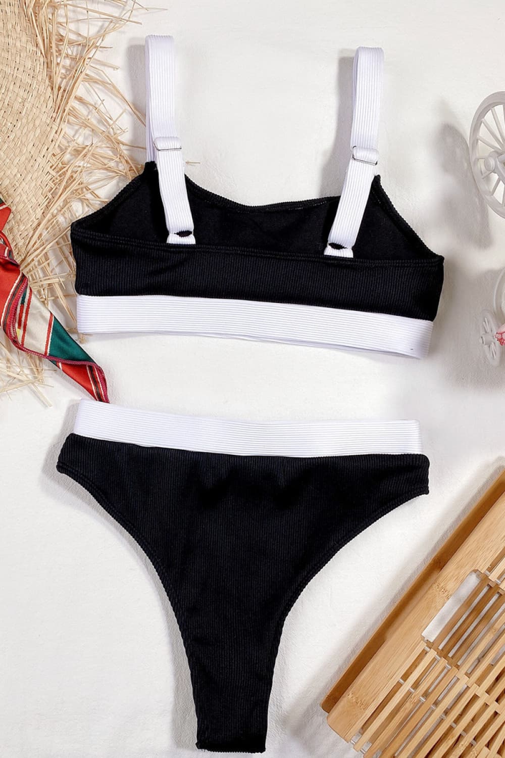 Color Block Scoop Neck Bikini Set - AllIn Computer
