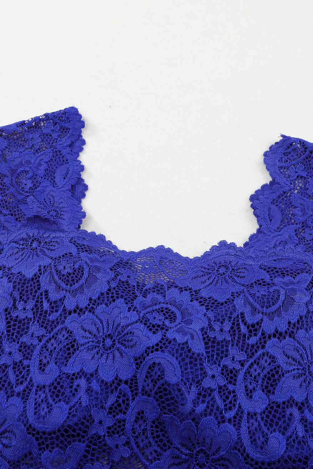Ruched Sweetheart Neck Lace Bodysuit - AllIn Computer