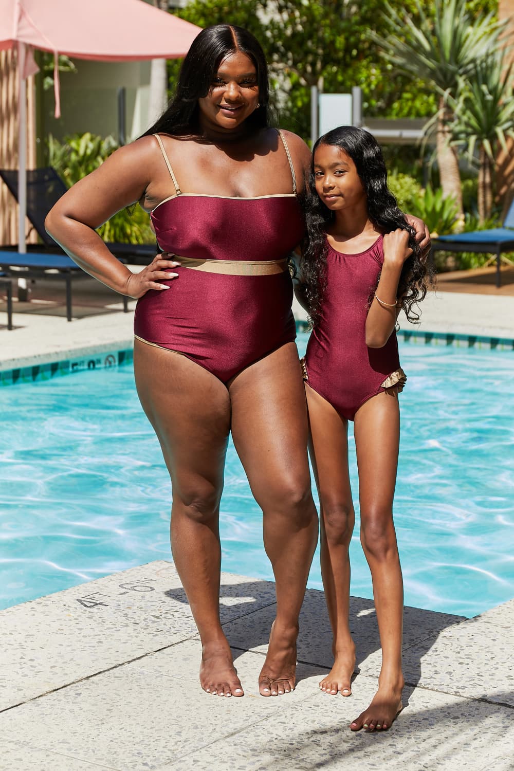 Marina West Swim Wave Break Contrast Trim One-Piece in Wine - AllIn Computer