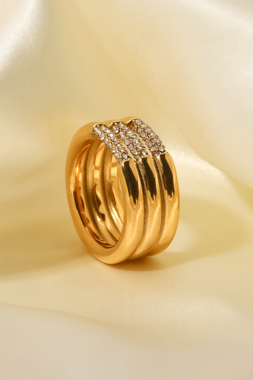 Triple-Layered Rhinestone Ring - AllIn Computer