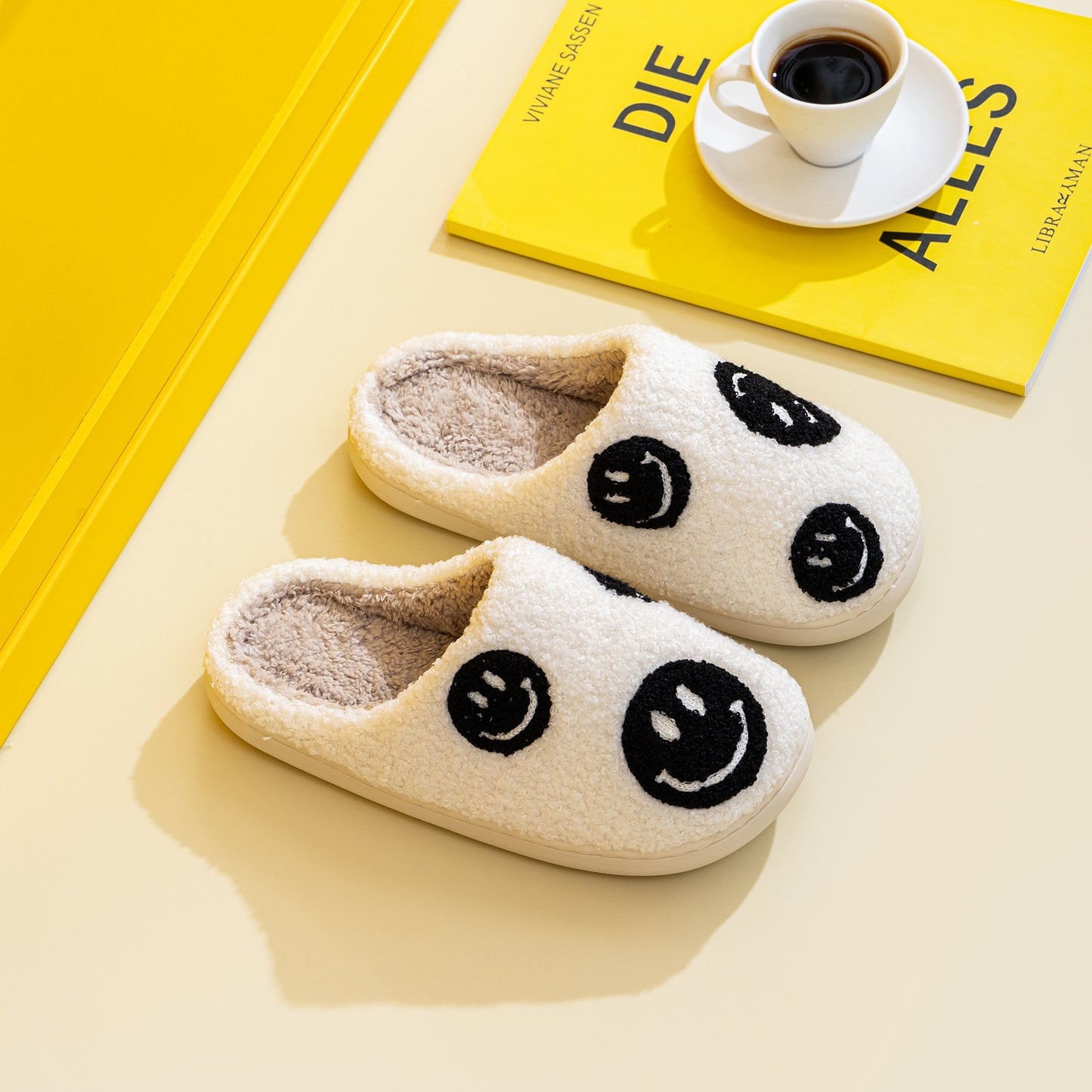 Melody Smiley Face Slippers - AllIn Computer