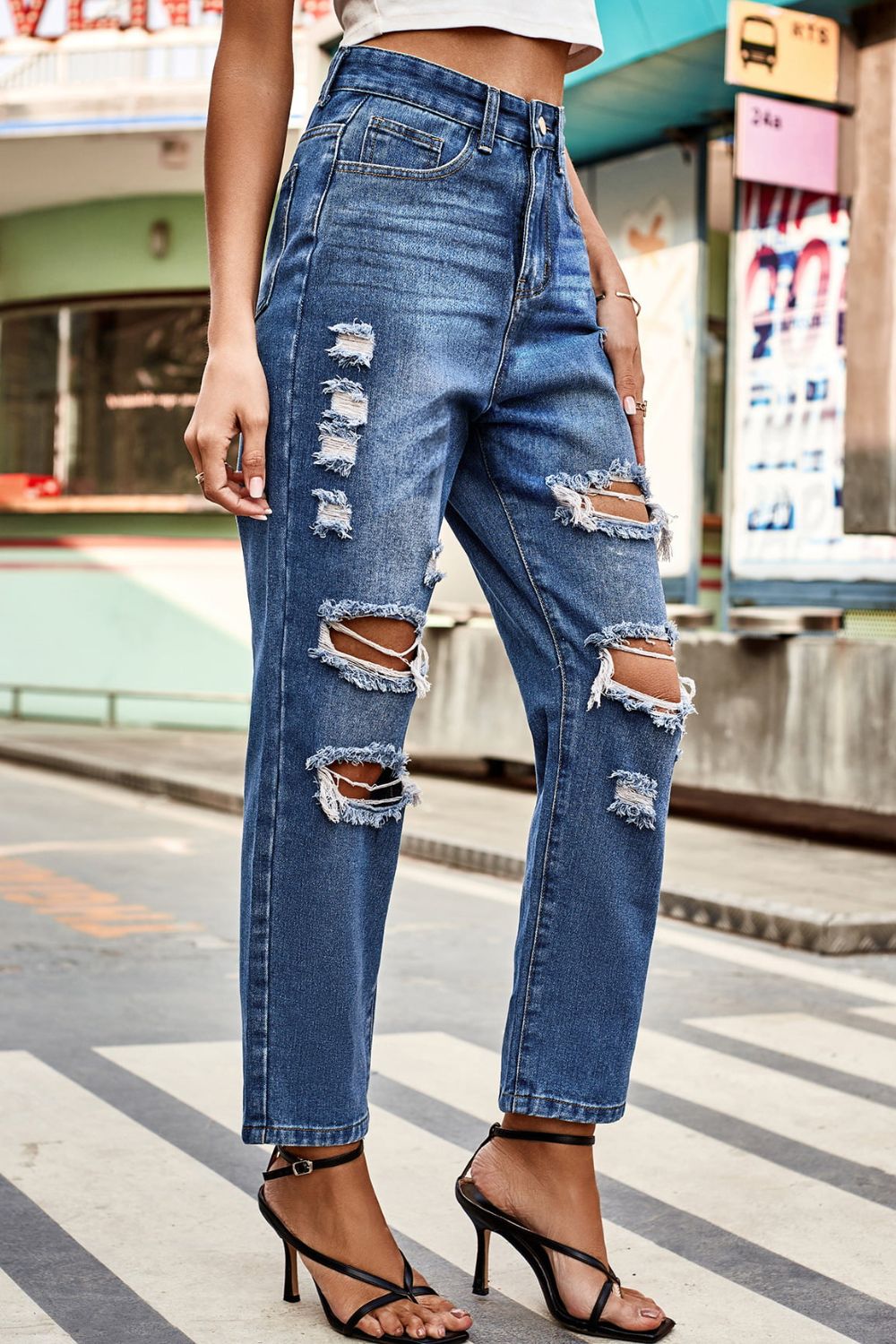 Distressed Buttoned Jeans with Pockets - AllIn Computer