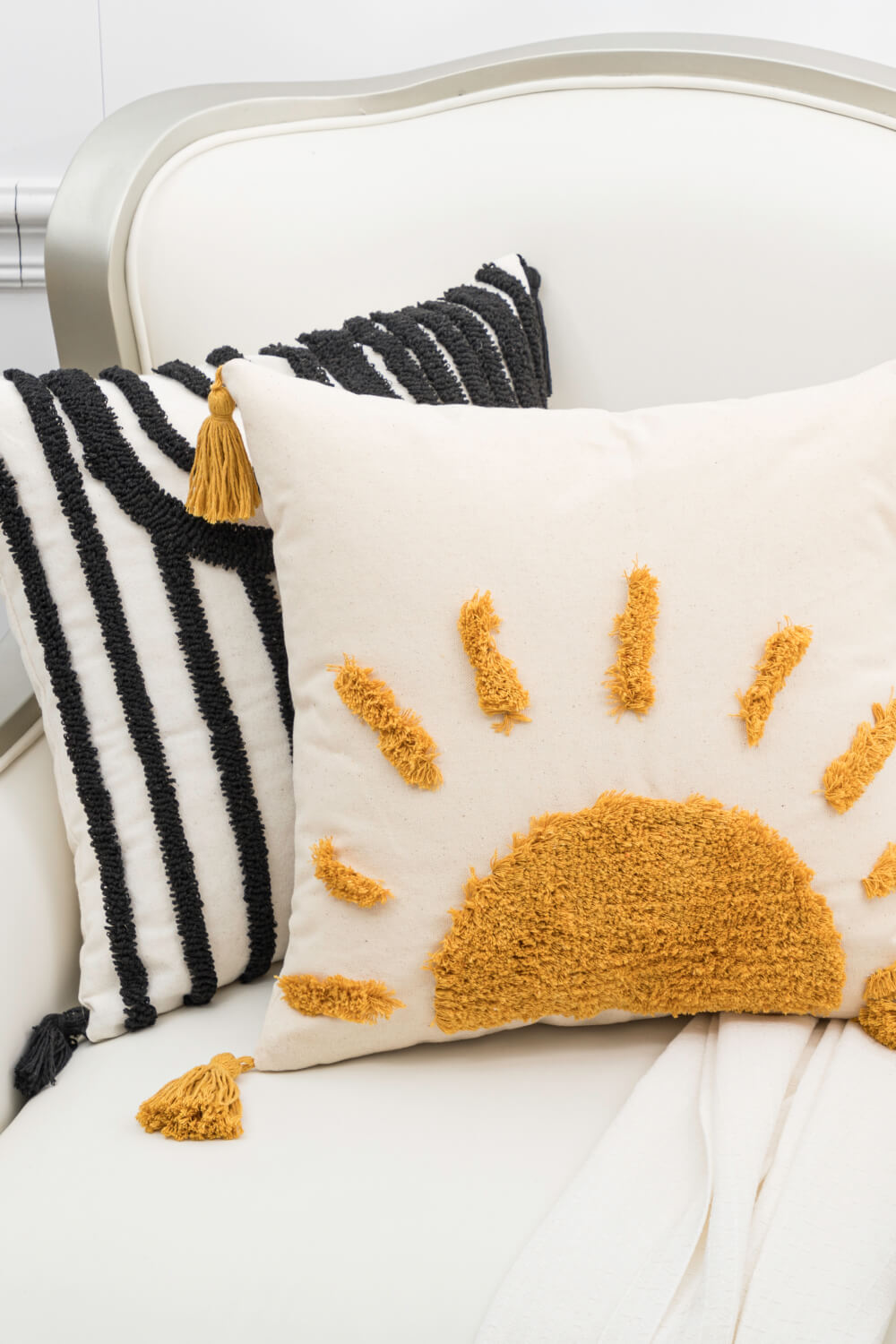 Sun Graphic Tassel Decorative Throw Pillow Case - AllIn Computer