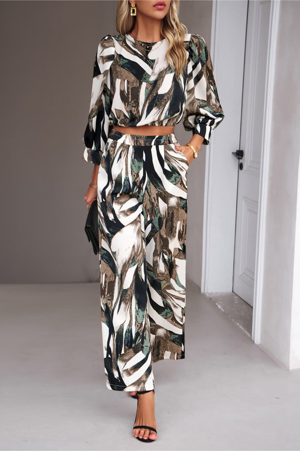 Printed Cropped Top and Pants Set - AllIn Computer