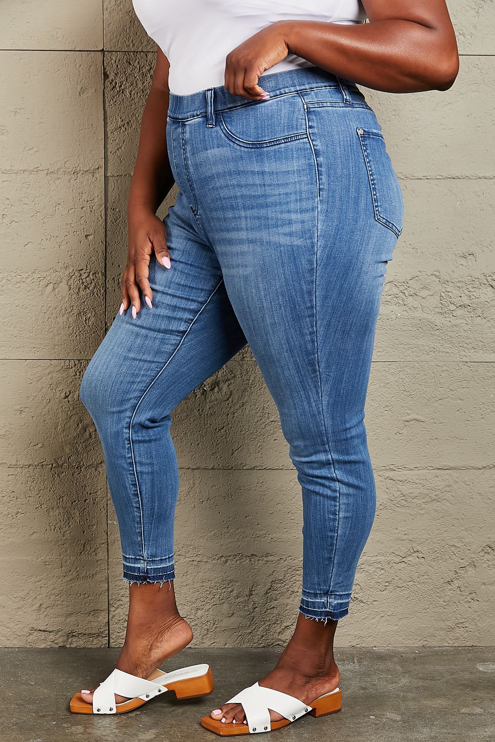 Judy Blue Janavie Full Size High Waisted Pull On Skinny Jeans - AllIn Computer