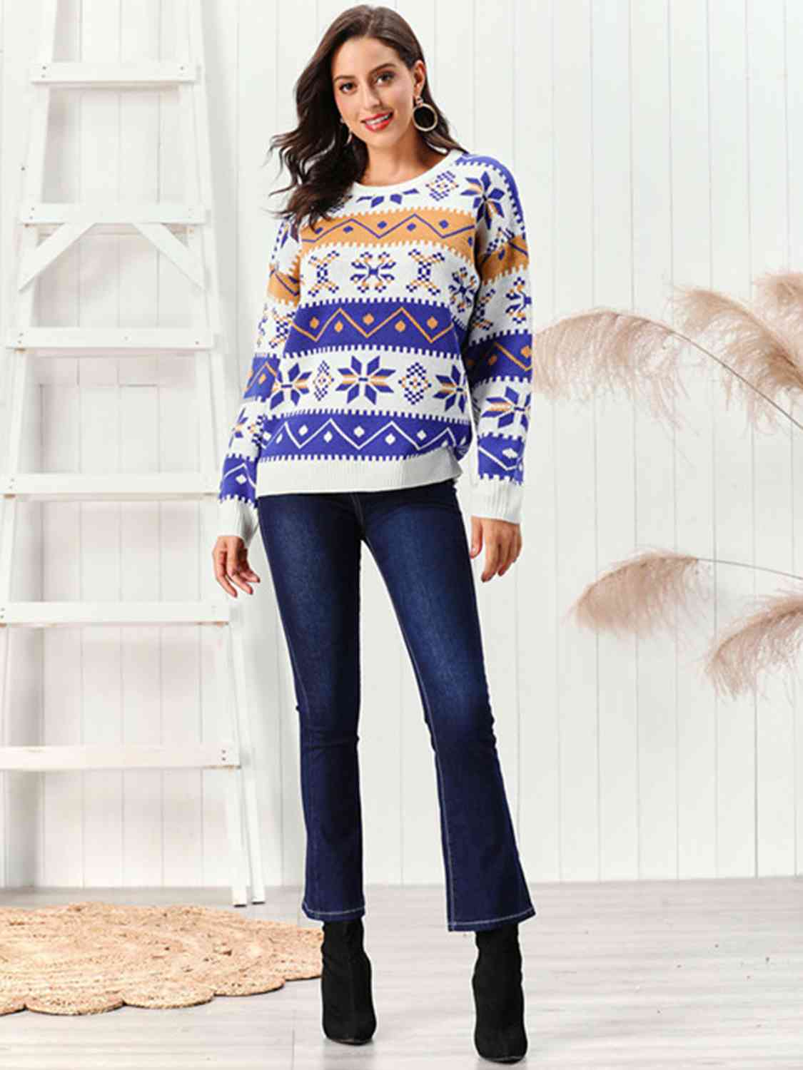 Snowflake Pattern Round Neck Sweater - AllIn Computer