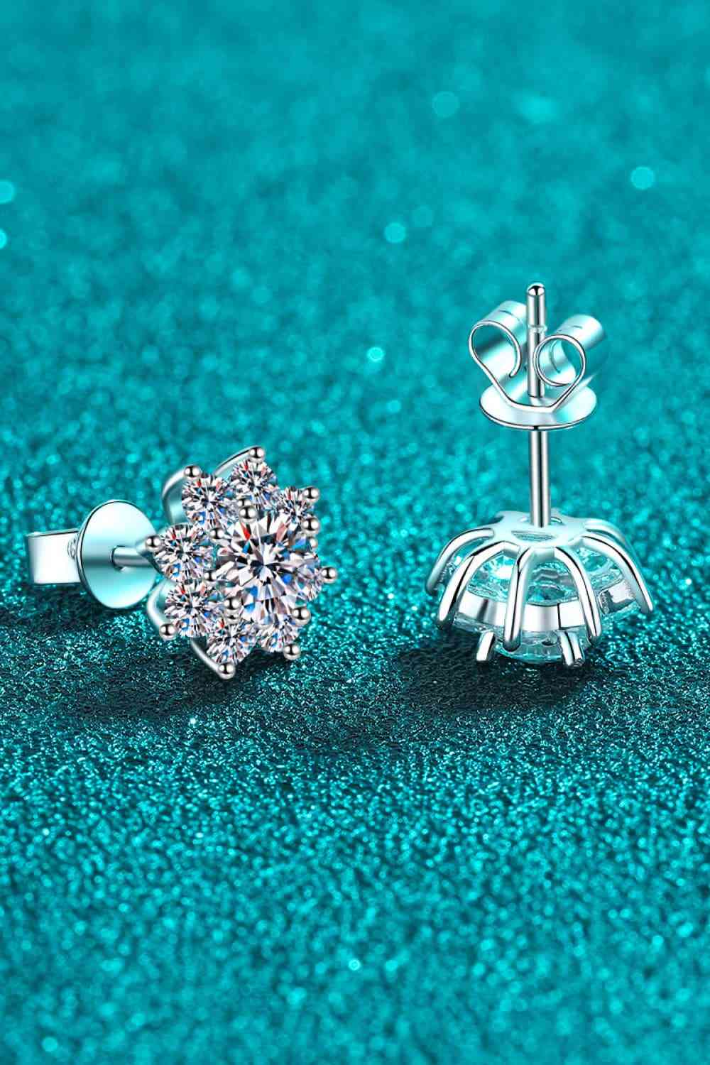 1 Carat Moissanite 925 Sterling Silver Flower Earrings | Jewelry | DY-N, Jewelry, Moissanite, Moissanite jewelry, Ship From Overseas, stud earrings | Trendsi