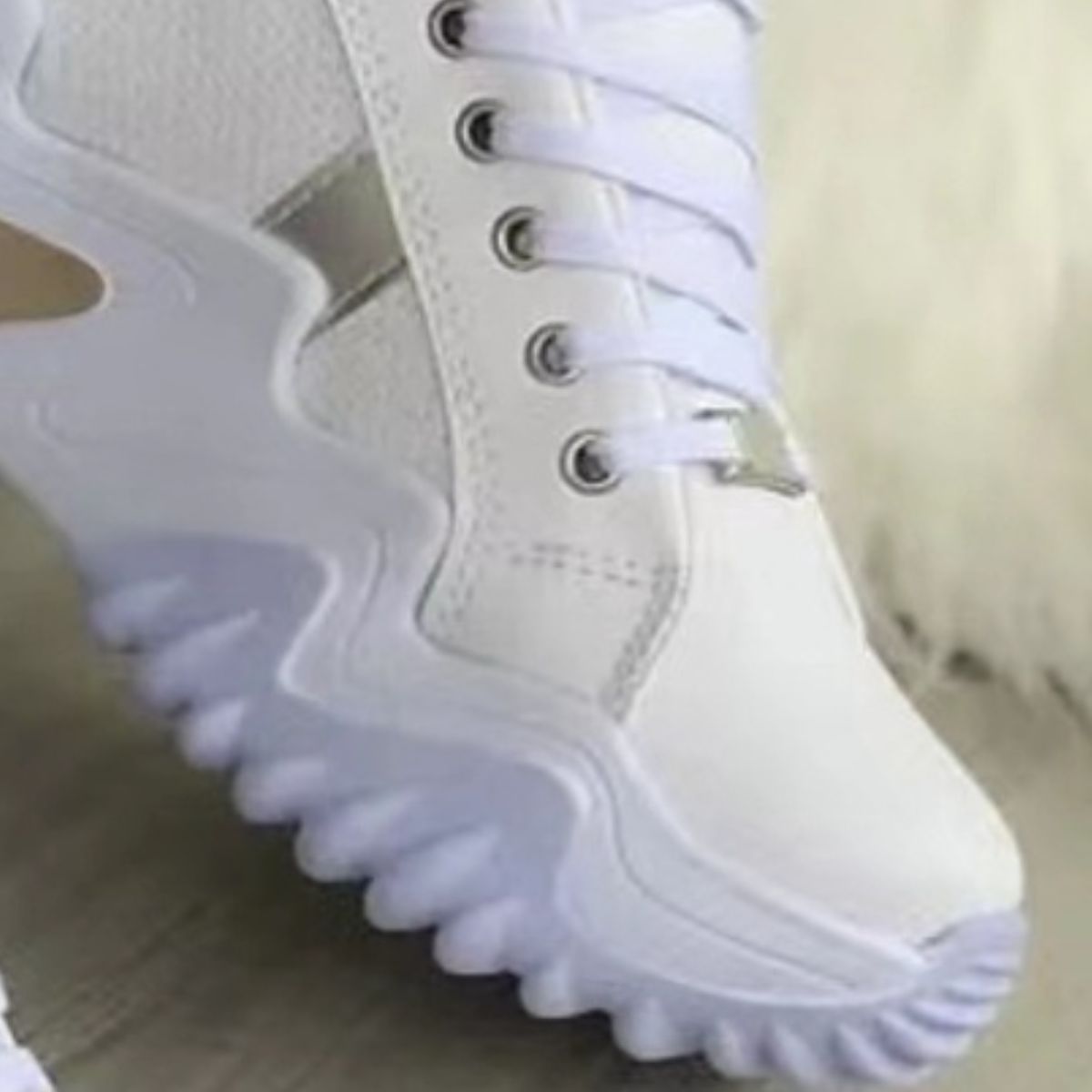 Lace-Up PU Leather Platform Sneakers - AllIn Computer