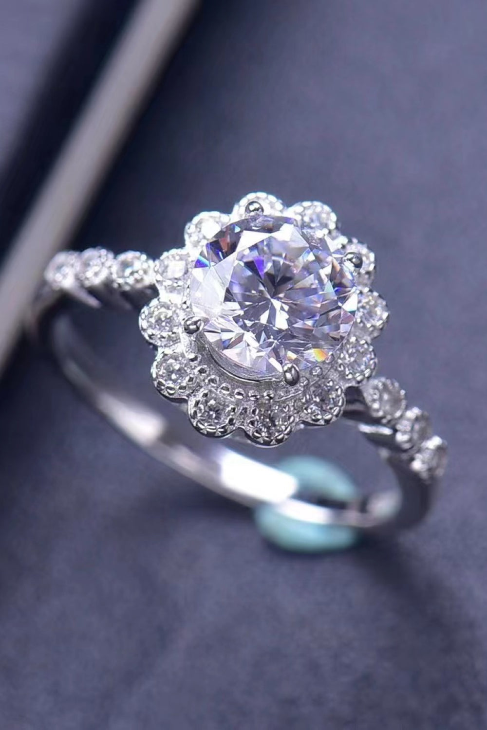 1.5 Carat Moissanite Floral-Shaped Cluster Ring - AllIn Computer