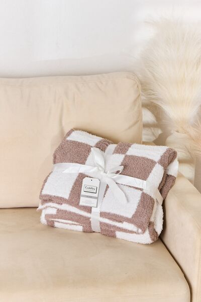 Cuddley Checkered Decorative Throw Blanket - AllIn Computer