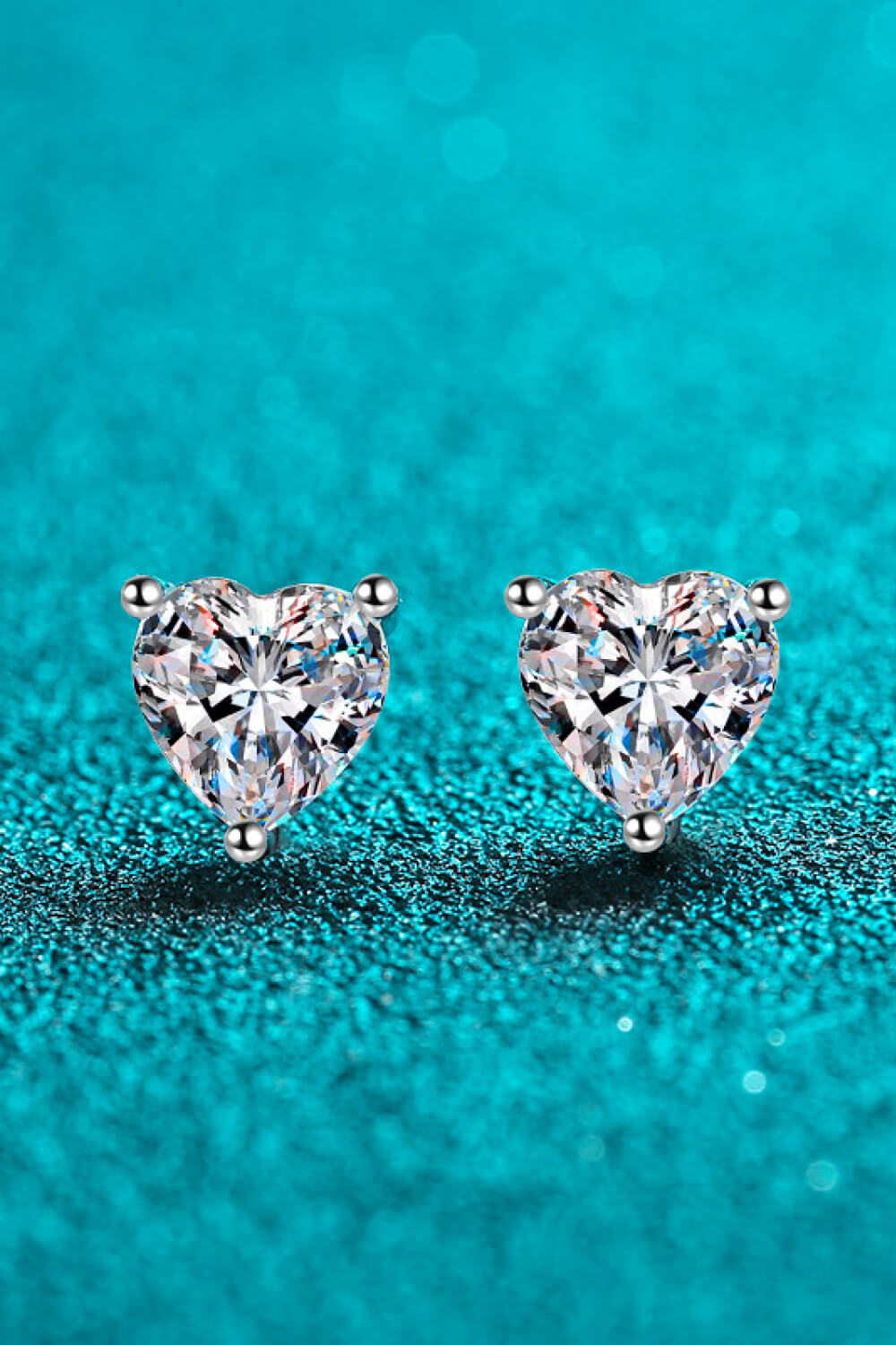 2 Carat Moissanite Heart-Shaped Stud Earrings - AllIn Computer