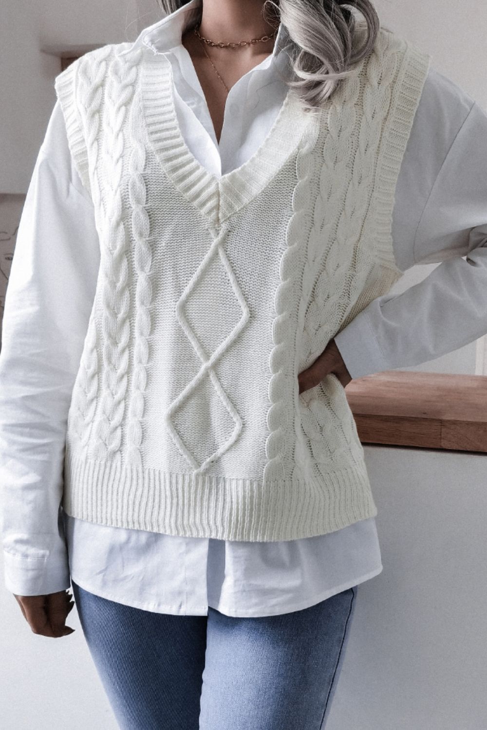 Cable-Knit Ribbed V-Neck Sweater Vest - AllIn Computer