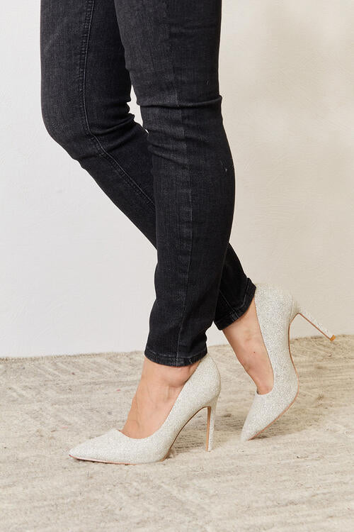Melody 4" Closed Toe Heels - AllIn Computer