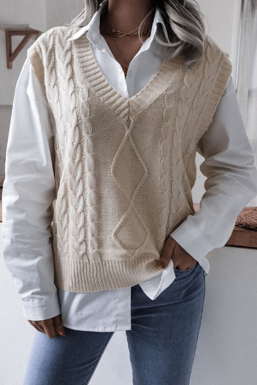 Cable-Knit Ribbed V-Neck Sweater Vest - AllIn Computer