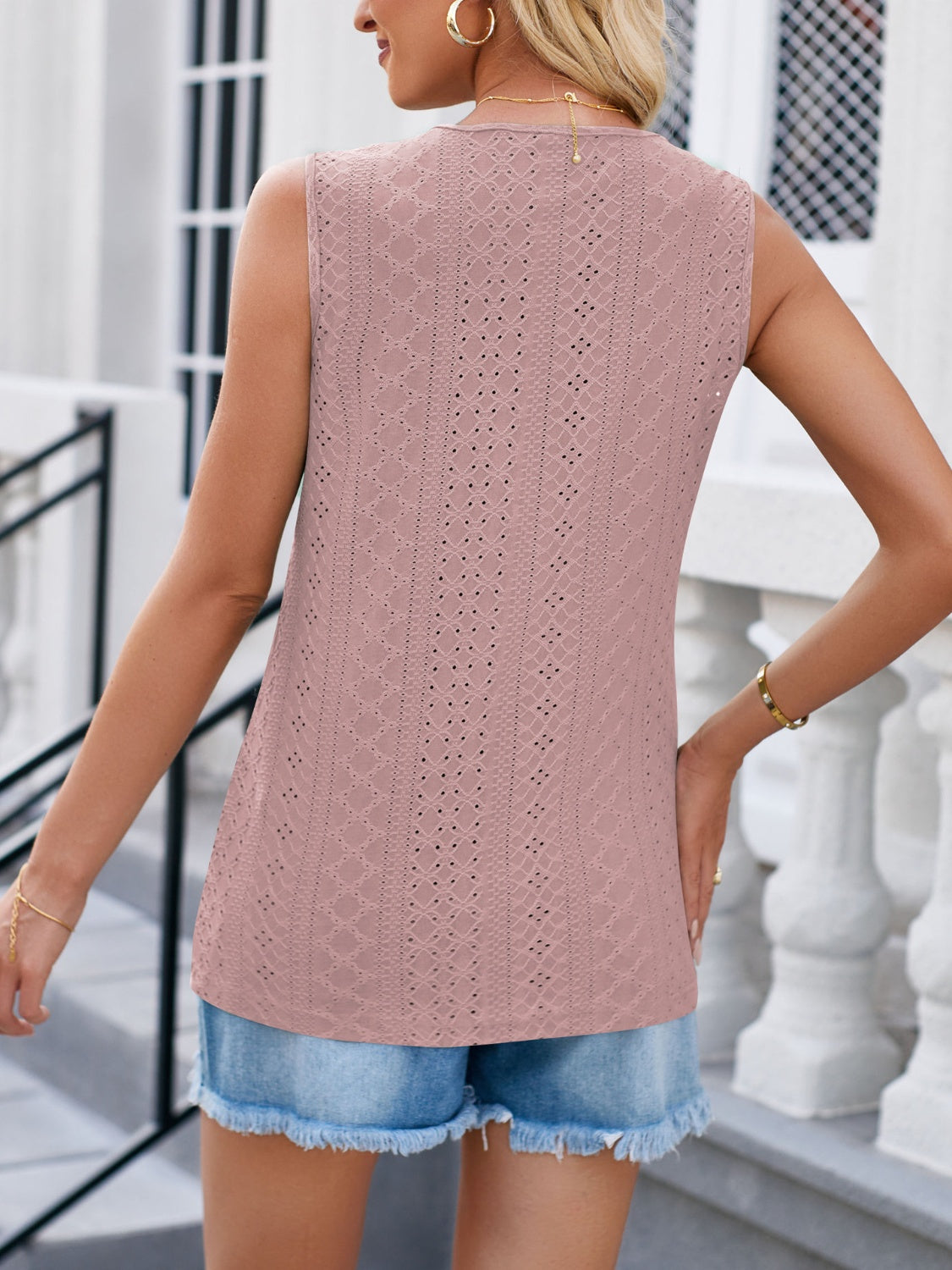 Eyelet V-Neck Tank - AllIn Computer