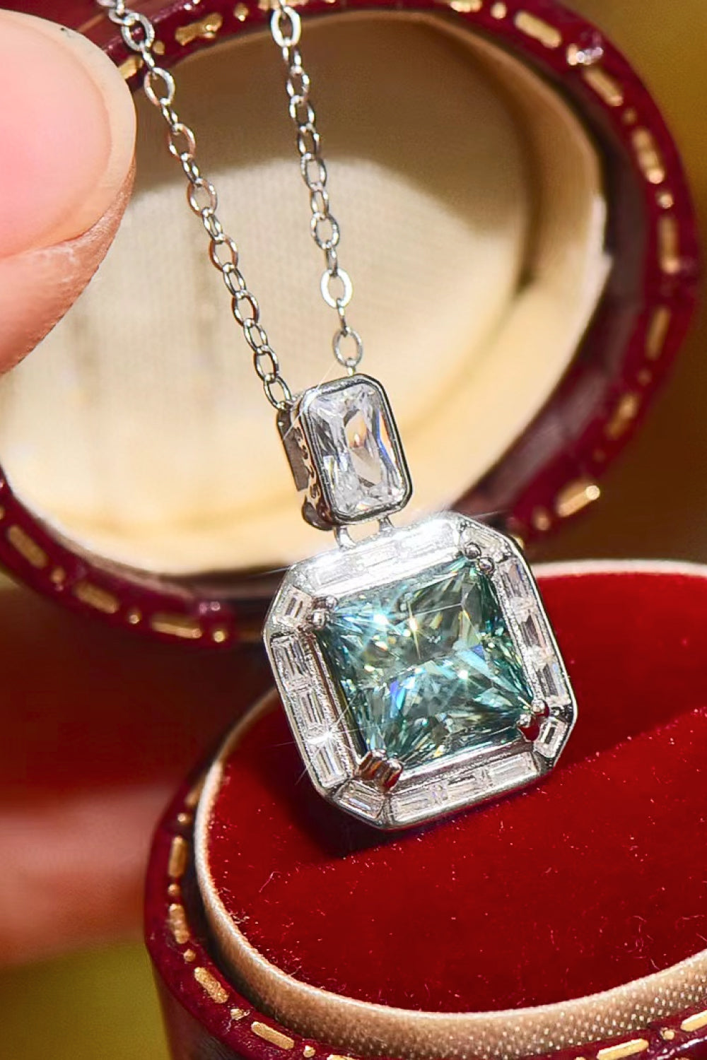 2 Carat Moissanite Square Pendant Necklace - AllIn Computer