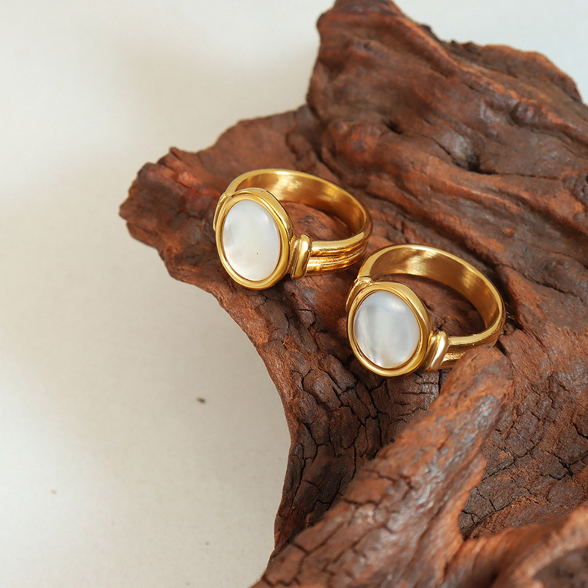 Titanium Steel White Sea Shell Ring - AllIn Computer