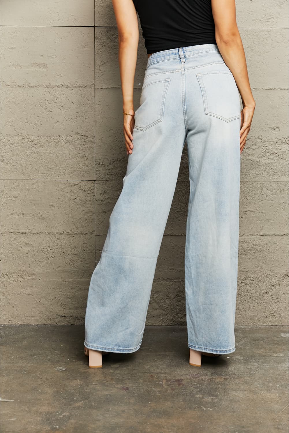 Distressed Wide Leg Jeans - AllIn Computer