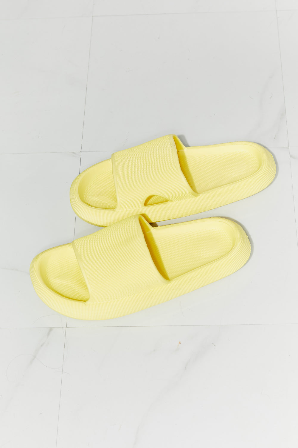 MMShoes Arms Around Me Open-Toe Slides in Yellow - AllIn Computer