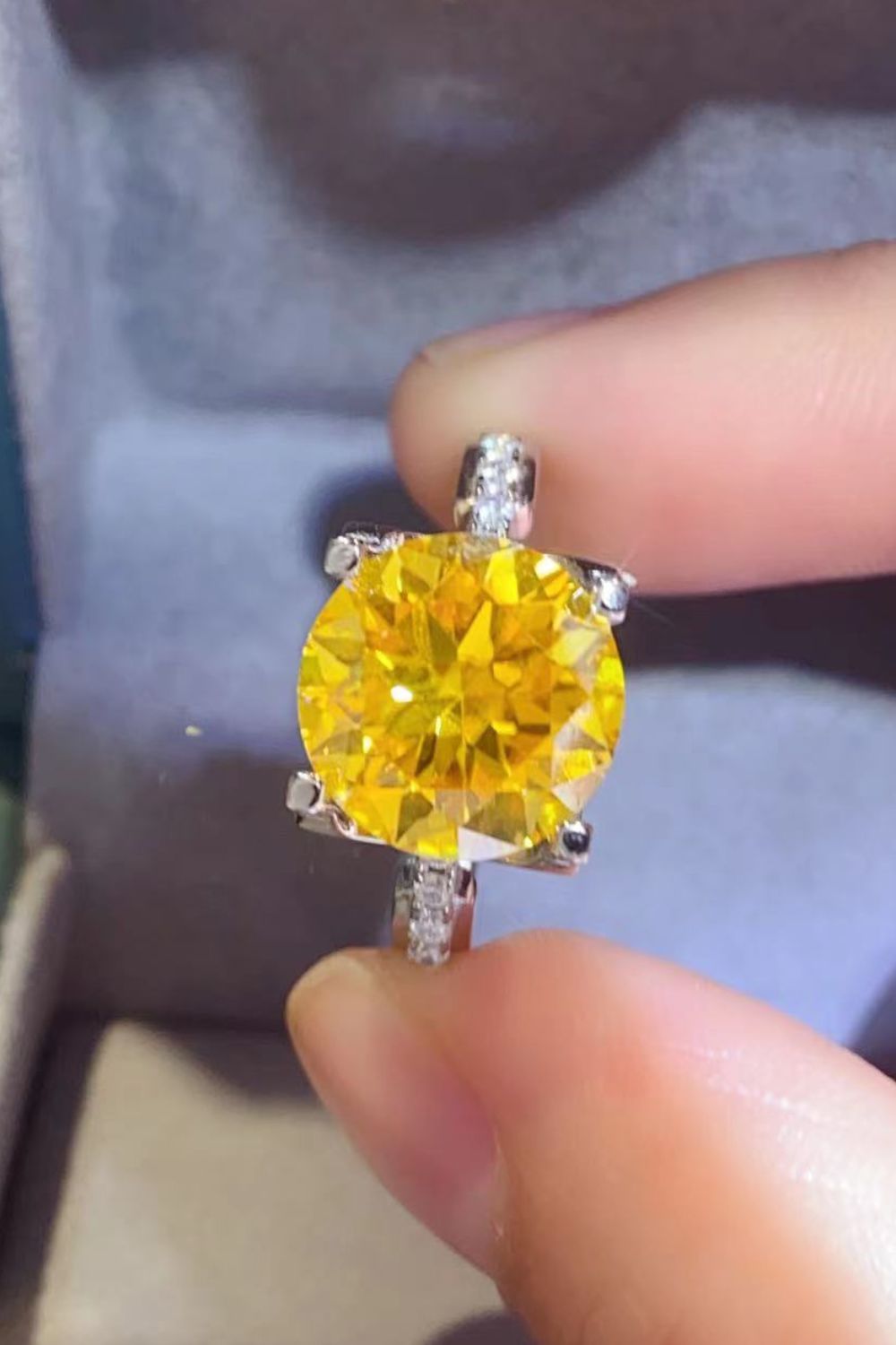 5 Carat Moissanite 925 Sterling Silver Ring in Banana Yellow - AllIn Computer