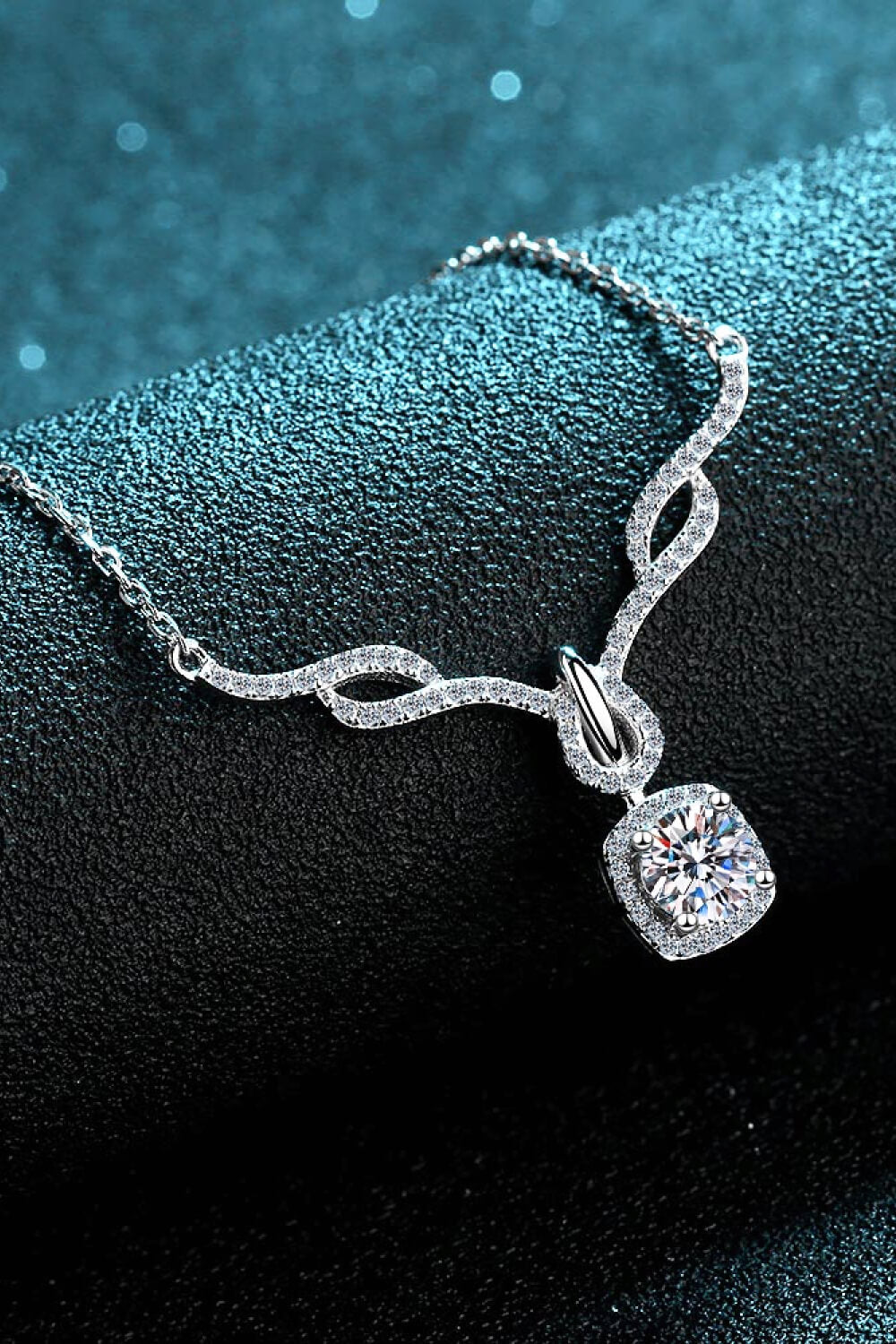 Right On Trend Moissanite Pendant Necklace - AllIn Computer