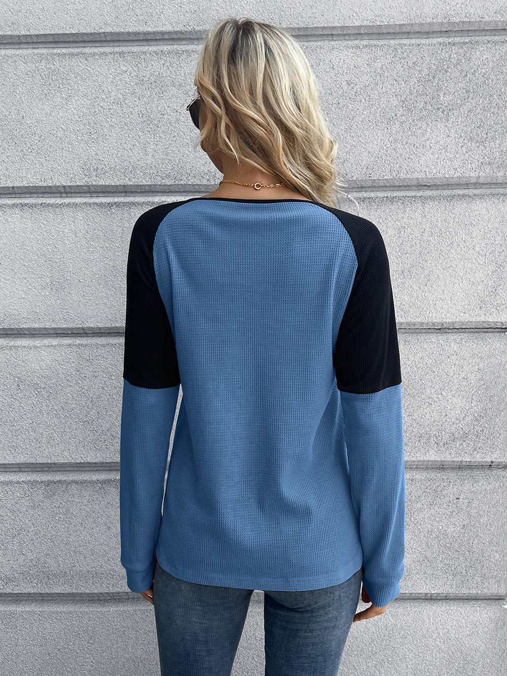 Contrast Buttoned Round Neck Raglan Sleeve Top - AllIn Computer